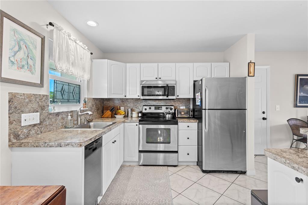 6069 Myrtlewood Road North Port, FL 34287 - Photo 7 of 29