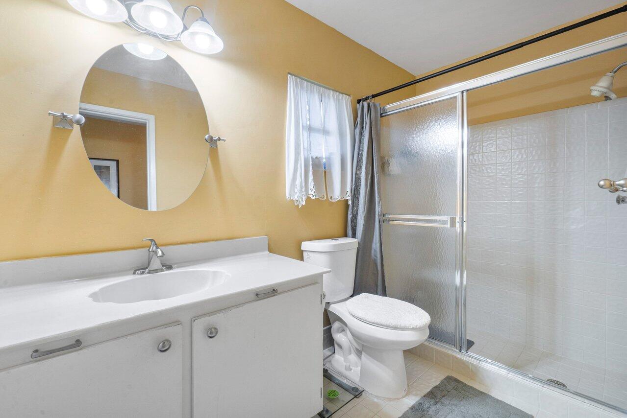 18527 Egret Way Boca Raton, FL 33496 - Photo 13 of 23 016-18527EgretWay-BocaRaton-FL-33496-SMA