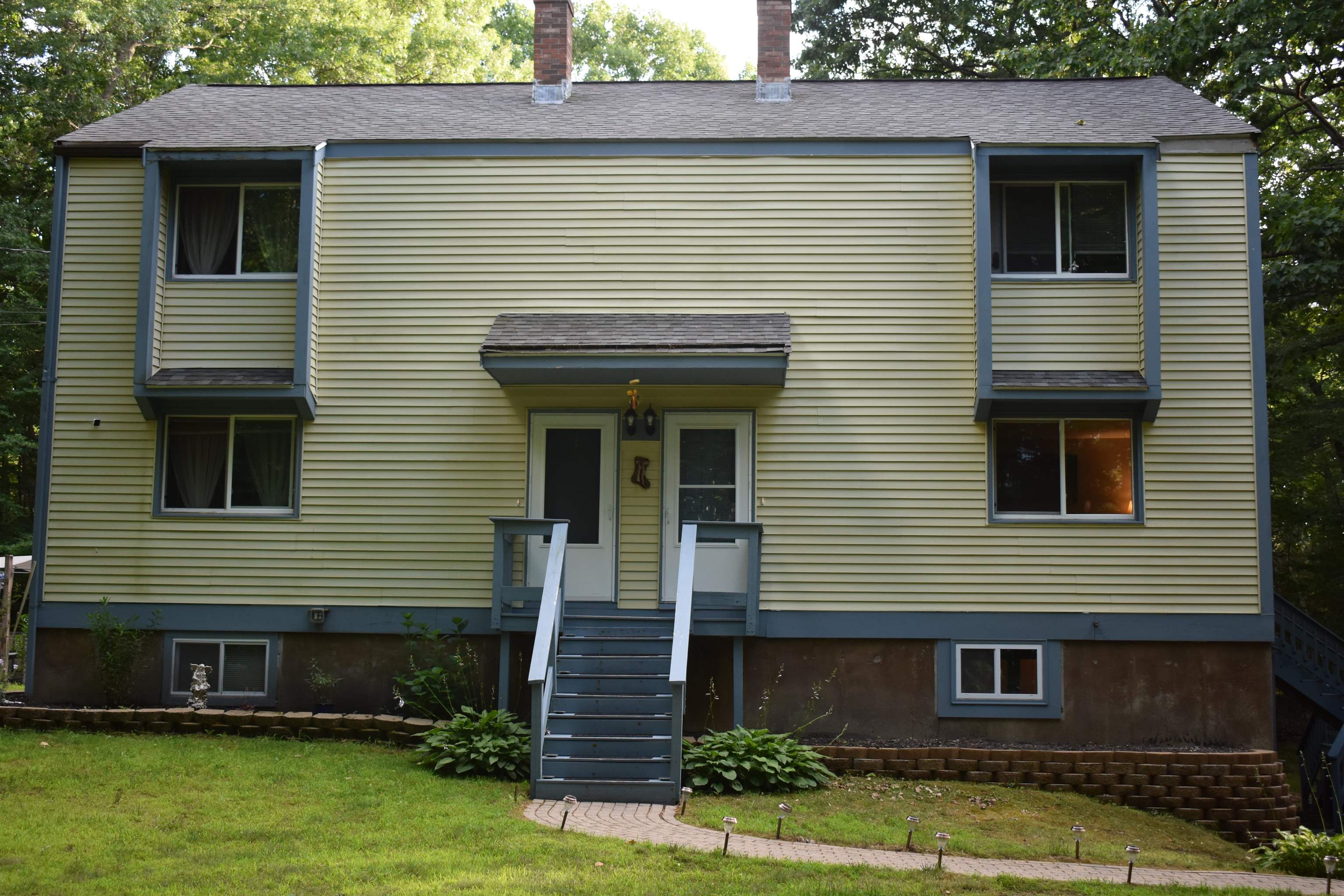 38 R Scenic Drive Derry, NH 03038 - Photo 1 of 33
