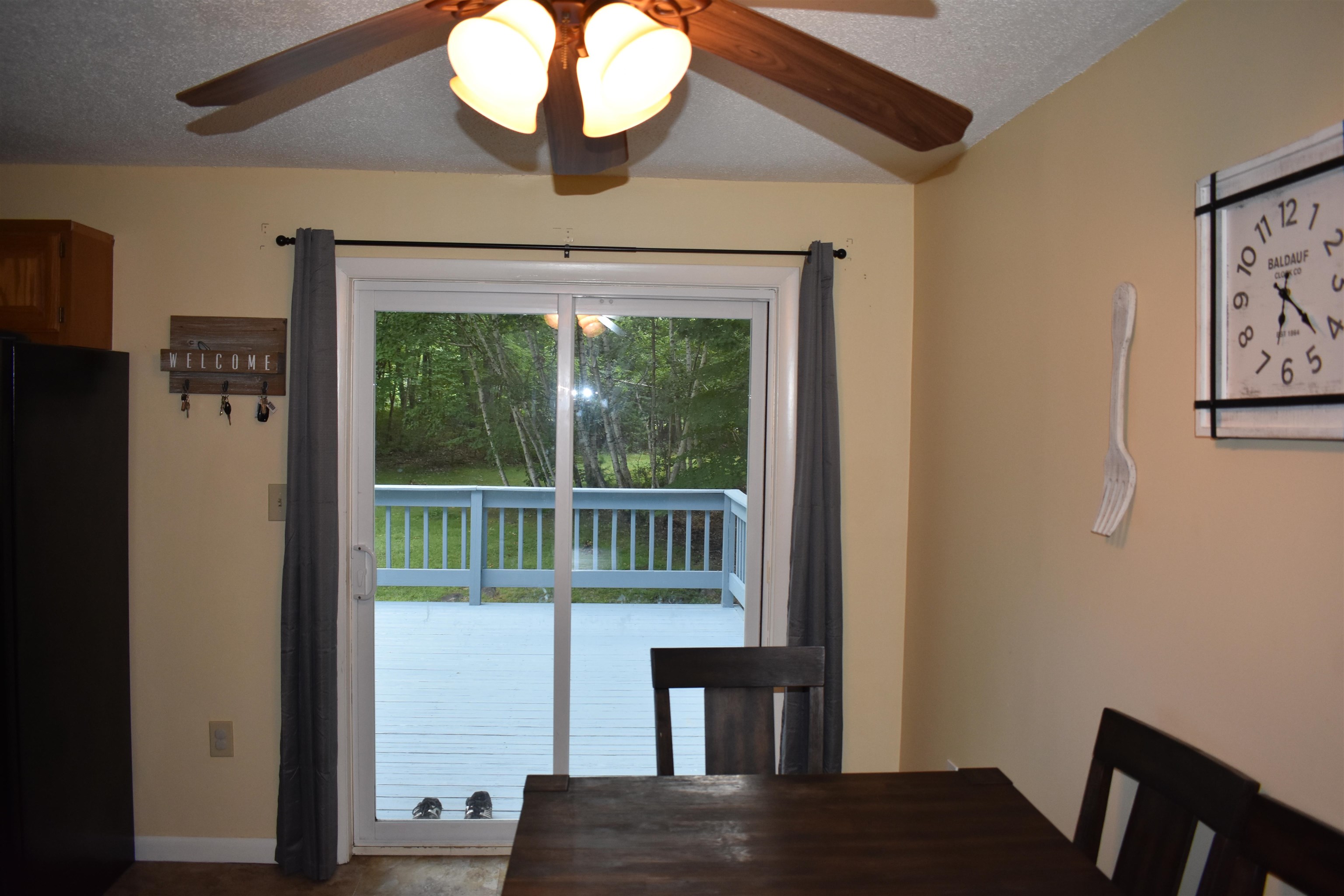 38 R Scenic Drive Derry, NH 03038 - Photo 10 of 33