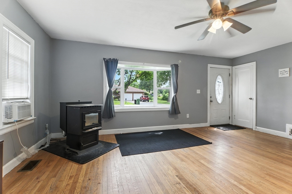 61 Manchonis Road Wilbraham, MA 01095 - Photo 9 of 28 Gallery Image 9