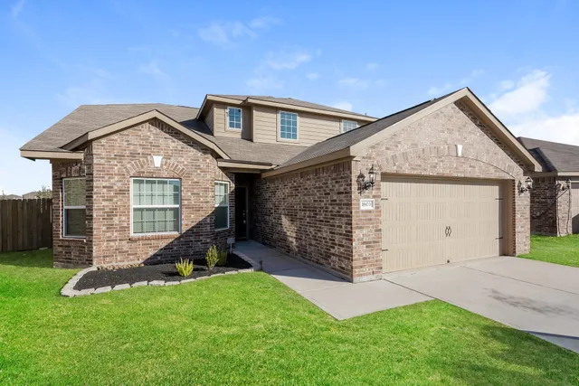 $2,045 | 1603 Yellow Stone Drive, Iowa Colony, TX 77583
