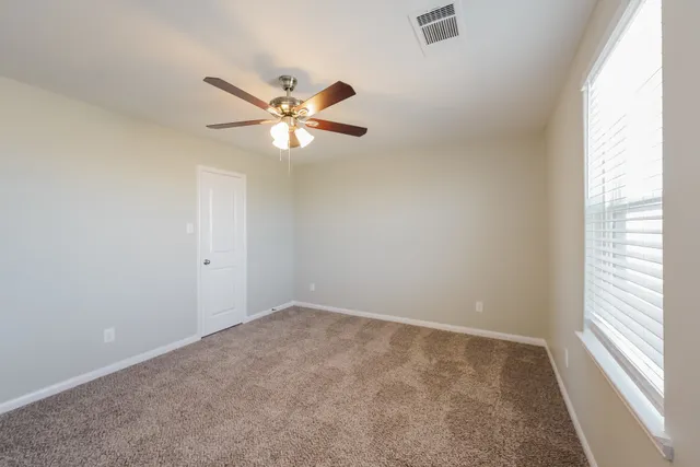 $2,045 | 1603 Yellow Stone Drive, Iowa Colony, TX 77583