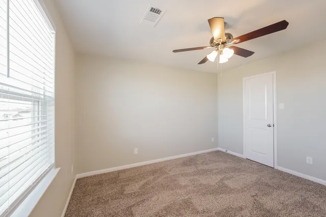 $2,045 | 1603 Yellow Stone Drive, Iowa Colony, TX 77583