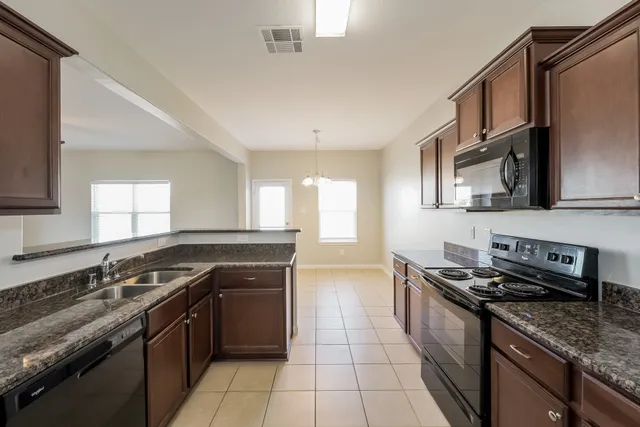 $2,045 | 1603 Yellow Stone Drive, Iowa Colony, TX 77583