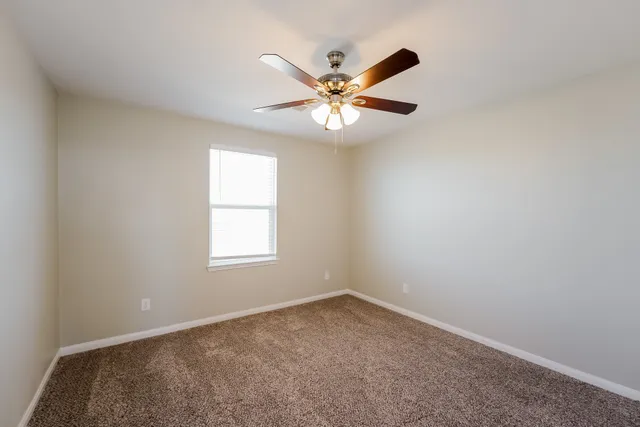 $2,045 | 1603 Yellow Stone Drive, Iowa Colony, TX 77583