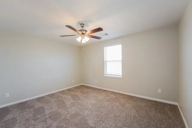 $2,045 | 1603 Yellow Stone Drive, Iowa Colony, TX 77583