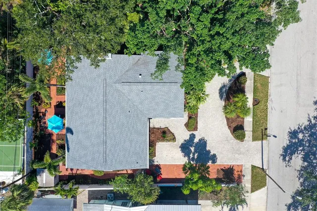$775,000 | 3530 Flores Avenue, Sarasota, FL 34239