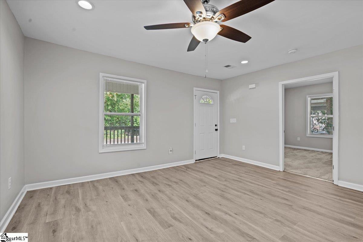 318 Bailey Street Greenville, SC 29609 - Photo 5 of 30