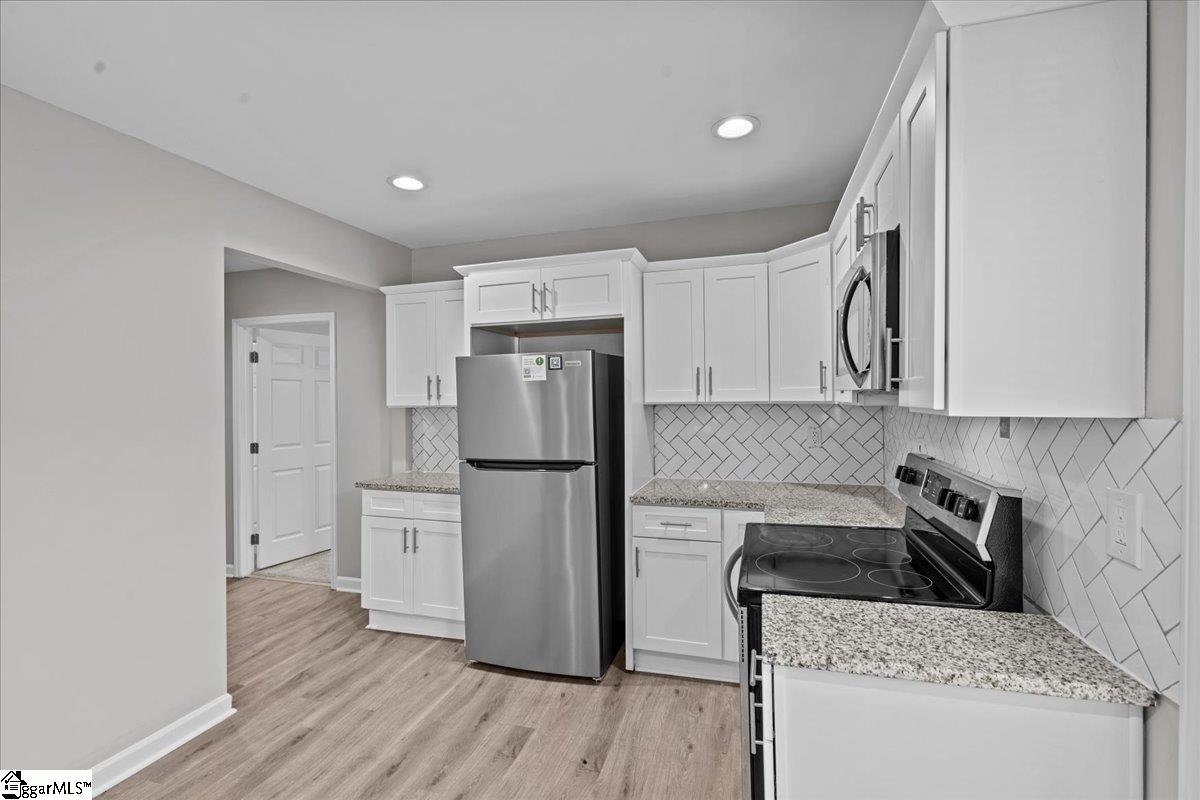 318 Bailey Street Greenville, SC 29609 - Photo 10 of 30