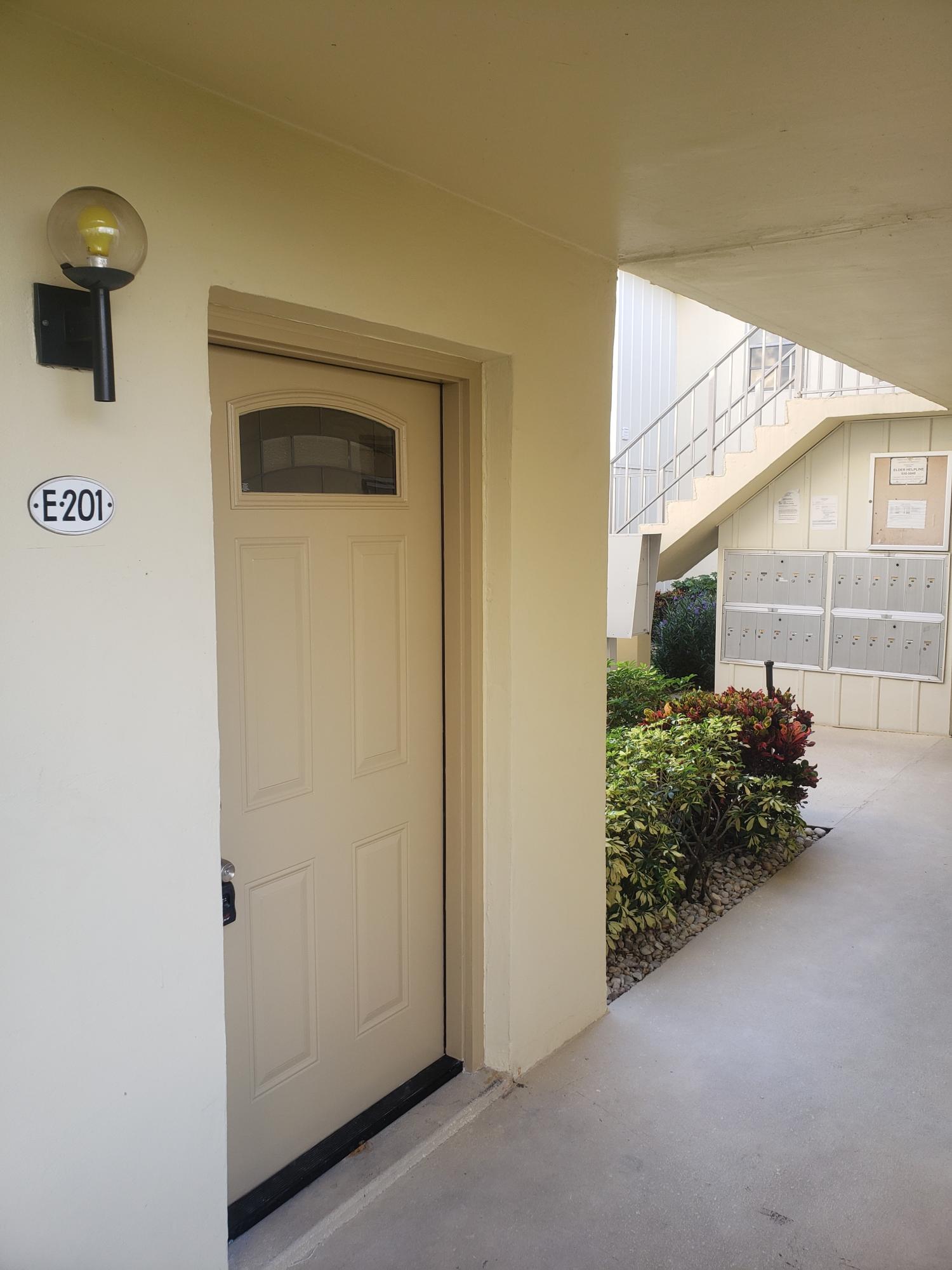 201 Normandy Lane, Unit E Delray Beach, FL 33484 - Photo 2 of 29 20201118_164052