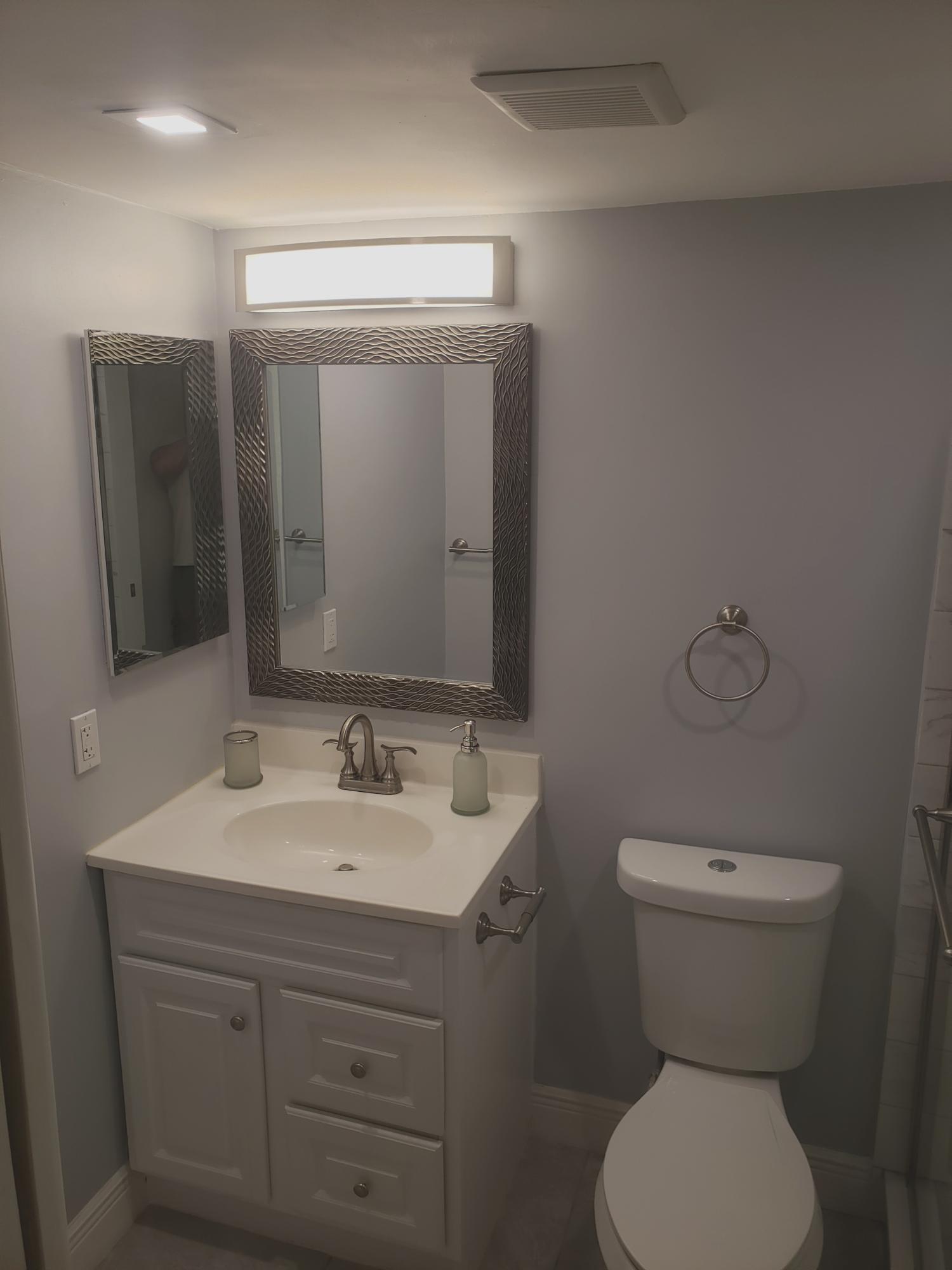 201 Normandy Lane, Unit E Delray Beach, FL 33484 - Photo 21 of 29 20201119_191415