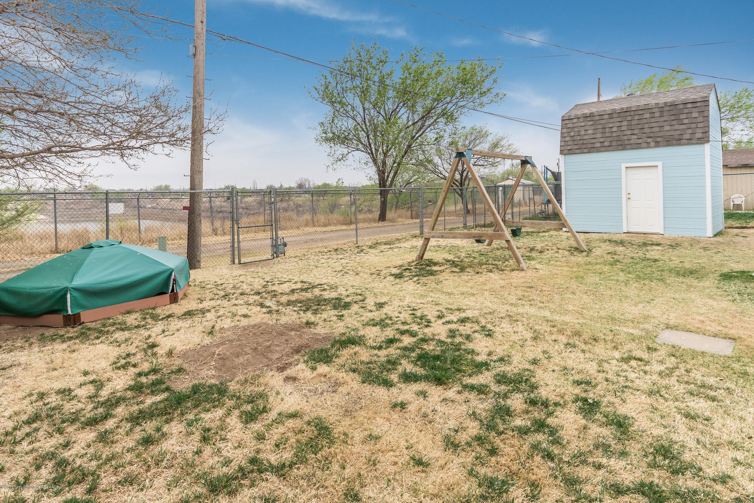 1201 Southwest 48th Avenue Amarillo, TX 79110 - Photo 17 of 18 a view of a backyard