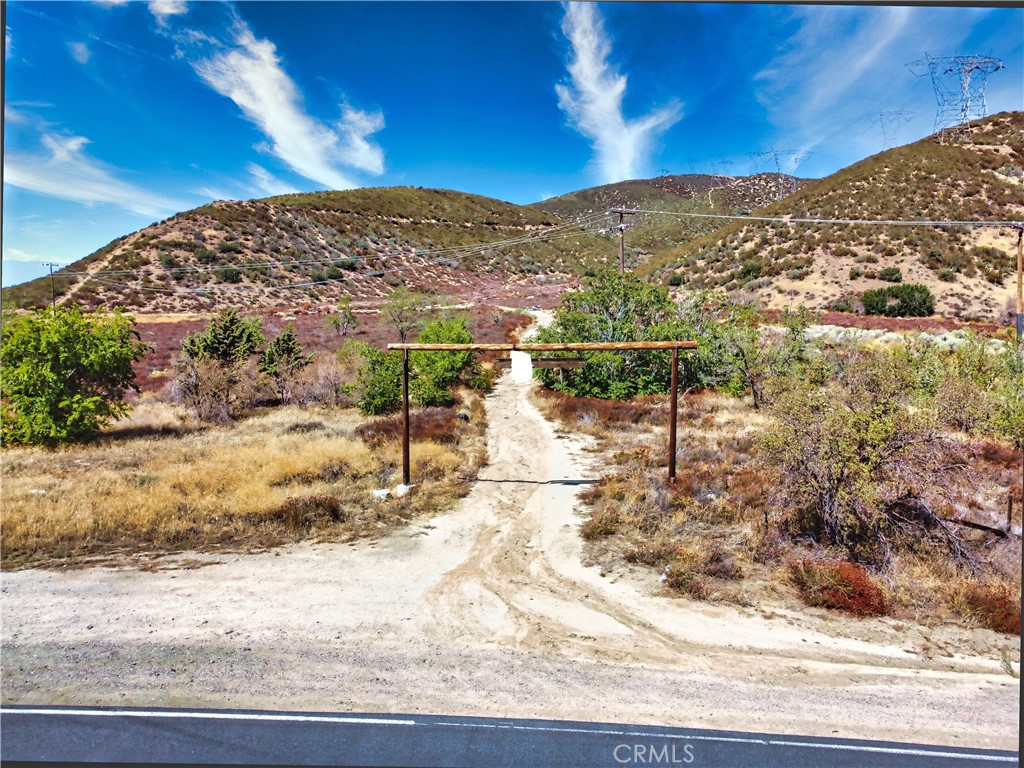 2 Bouquet Canyon Road Palmdale, CA 93551 - Photo 2 of 18 a view of a sky from a balcony