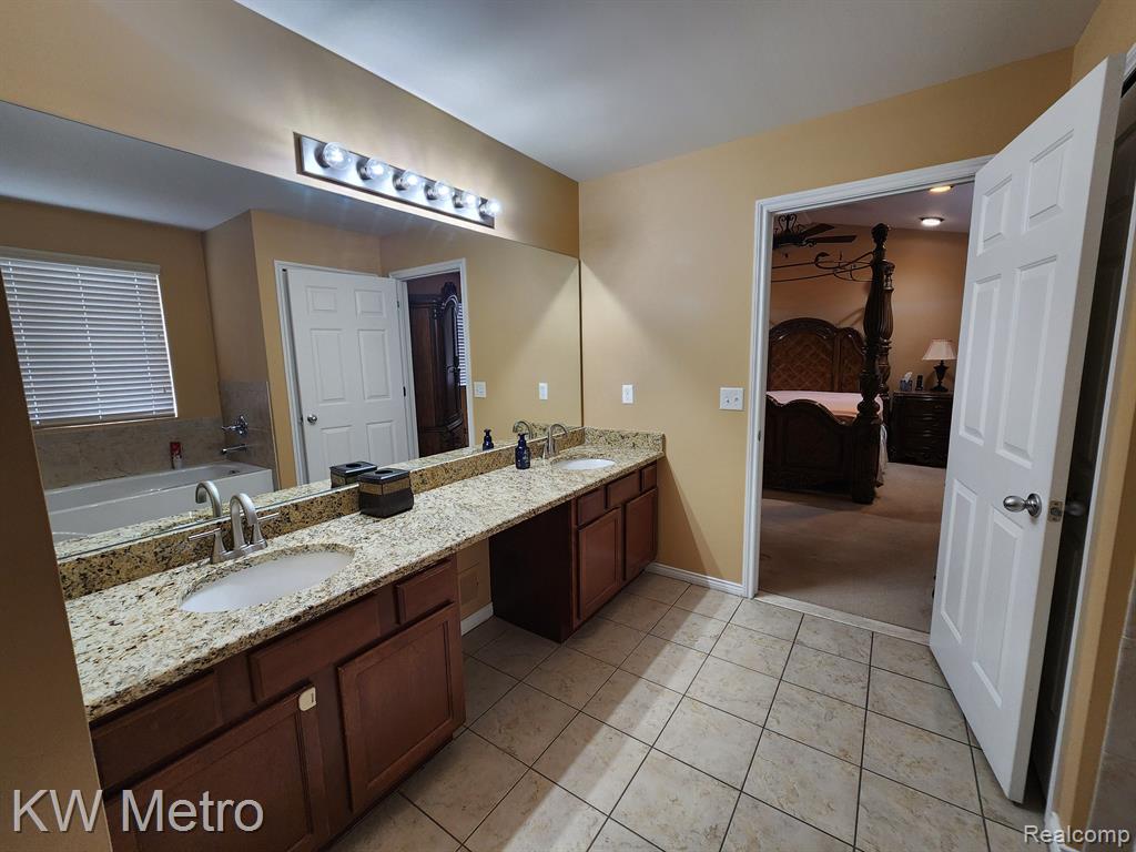 3155 Fantail Drive Rochester Hills, MI 48309 - Photo 24 of 34