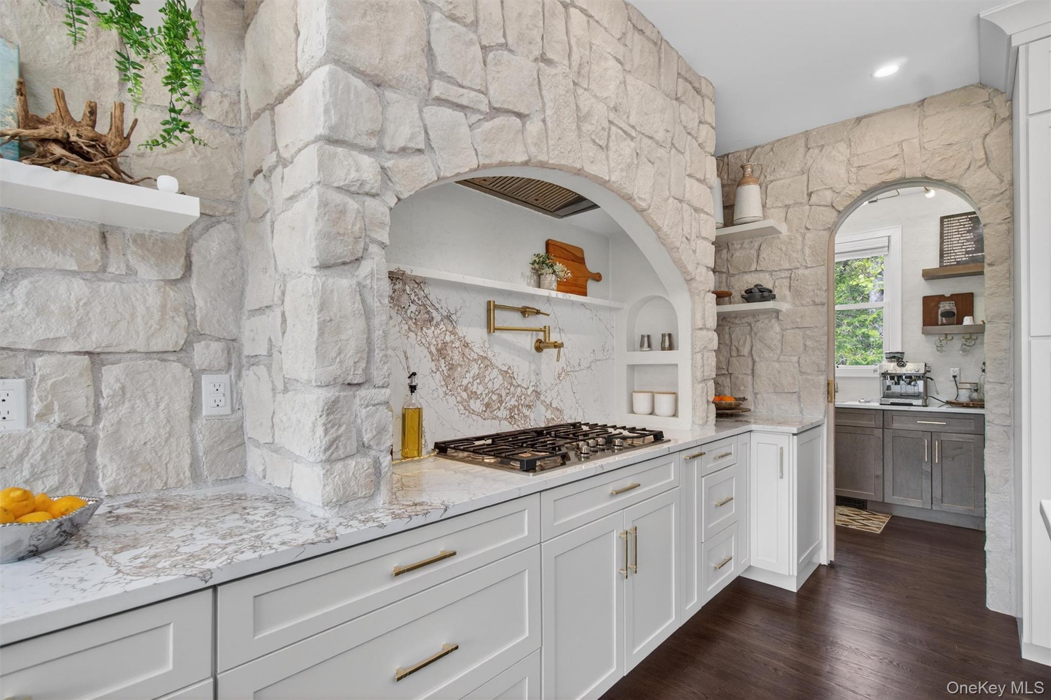 237 South Mountain Road New City, NY 10956 - Photo 13 of 49