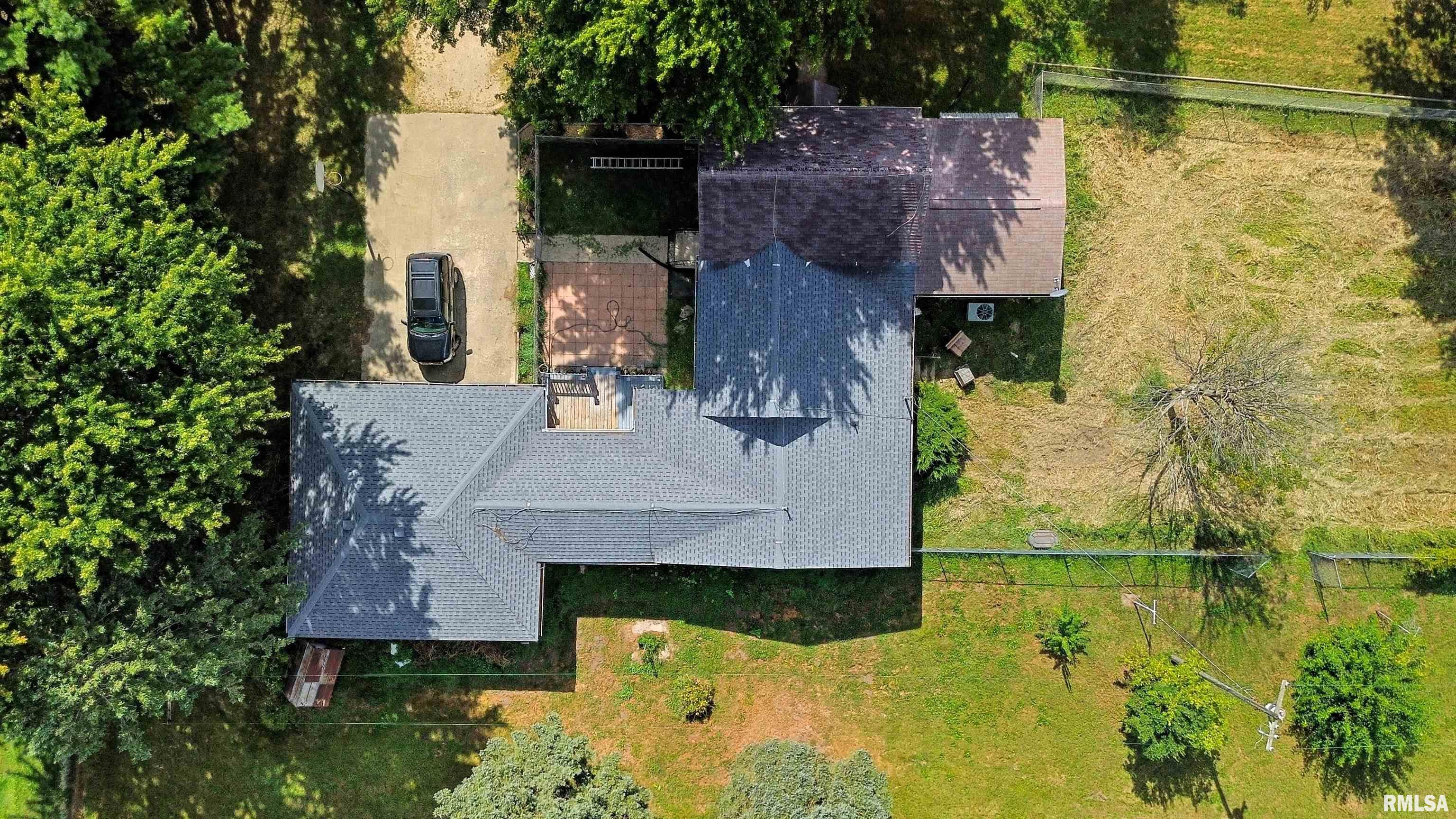 17684 West Eagle Point Road Polo, IL 61064 - Photo 12 of 46