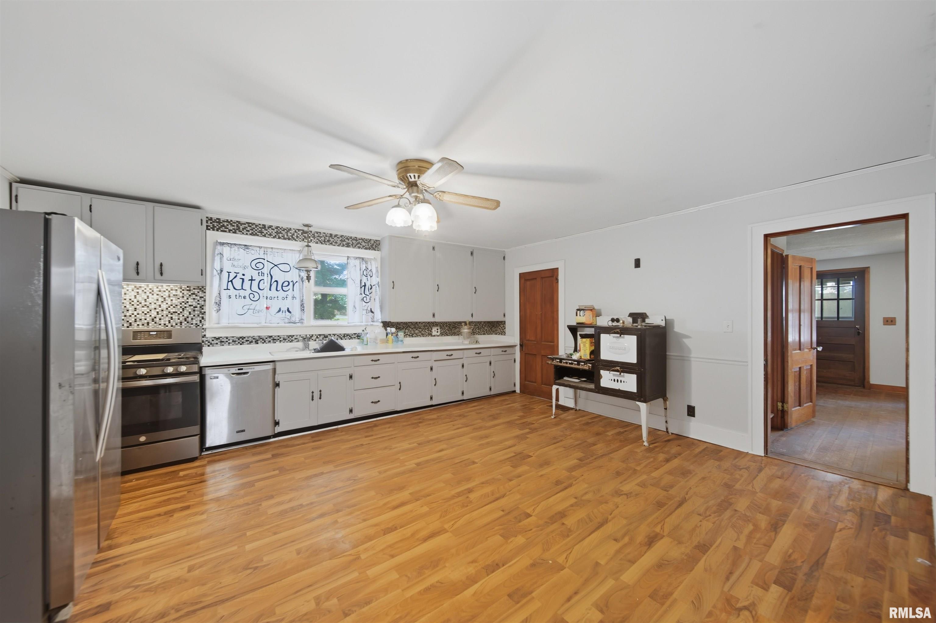 17684 West Eagle Point Road Polo, IL 61064 - Photo 26 of 46