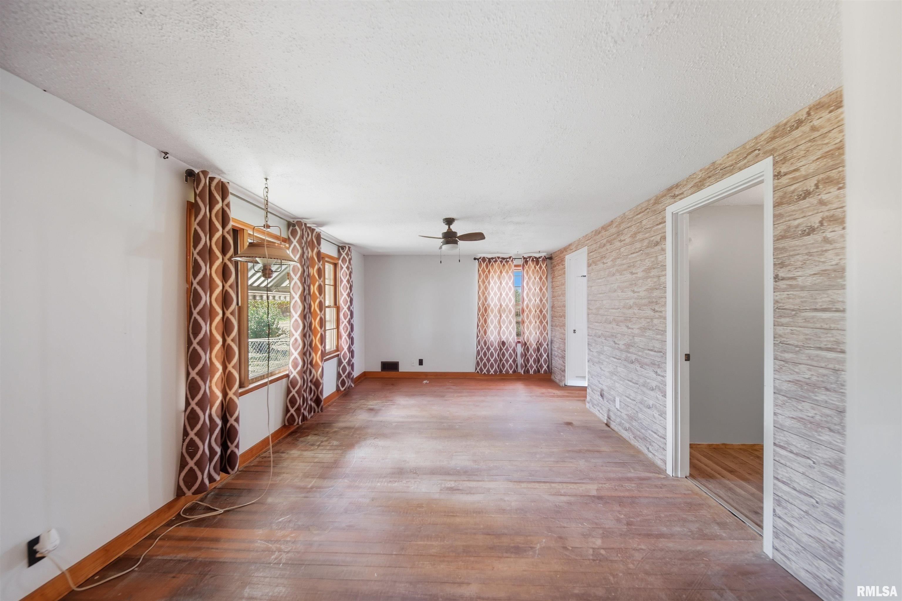 17684 West Eagle Point Road Polo, IL 61064 - Photo 32 of 46