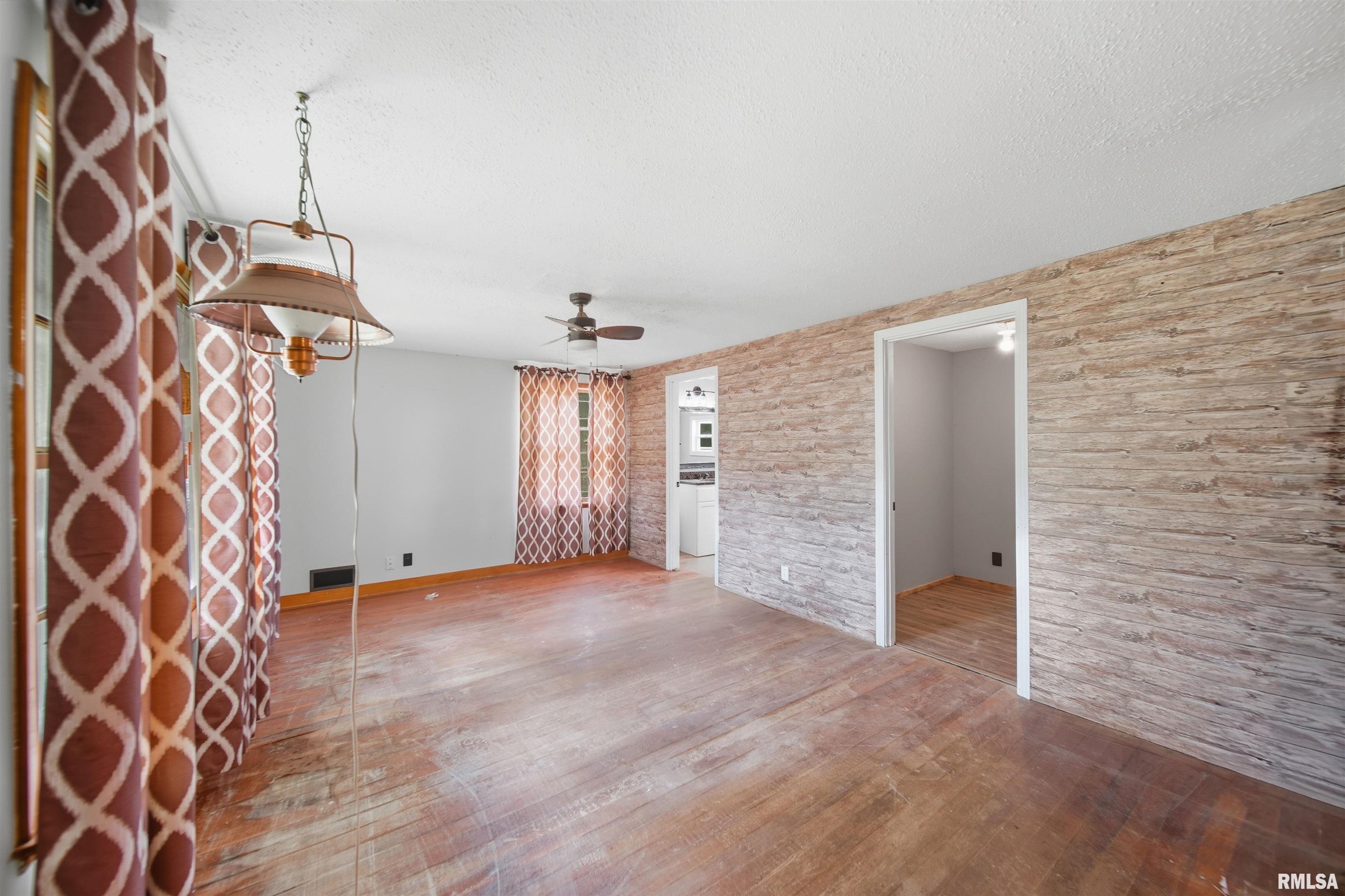 17684 West Eagle Point Road Polo, IL 61064 - Photo 33 of 46