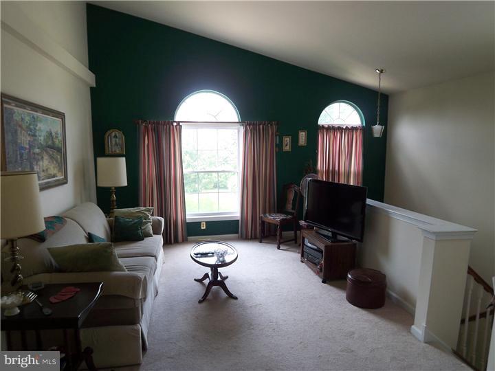 1733 Ripley Street Philadelphia, PA 19111 - Photo 15 of 25 Gallery Image 15
