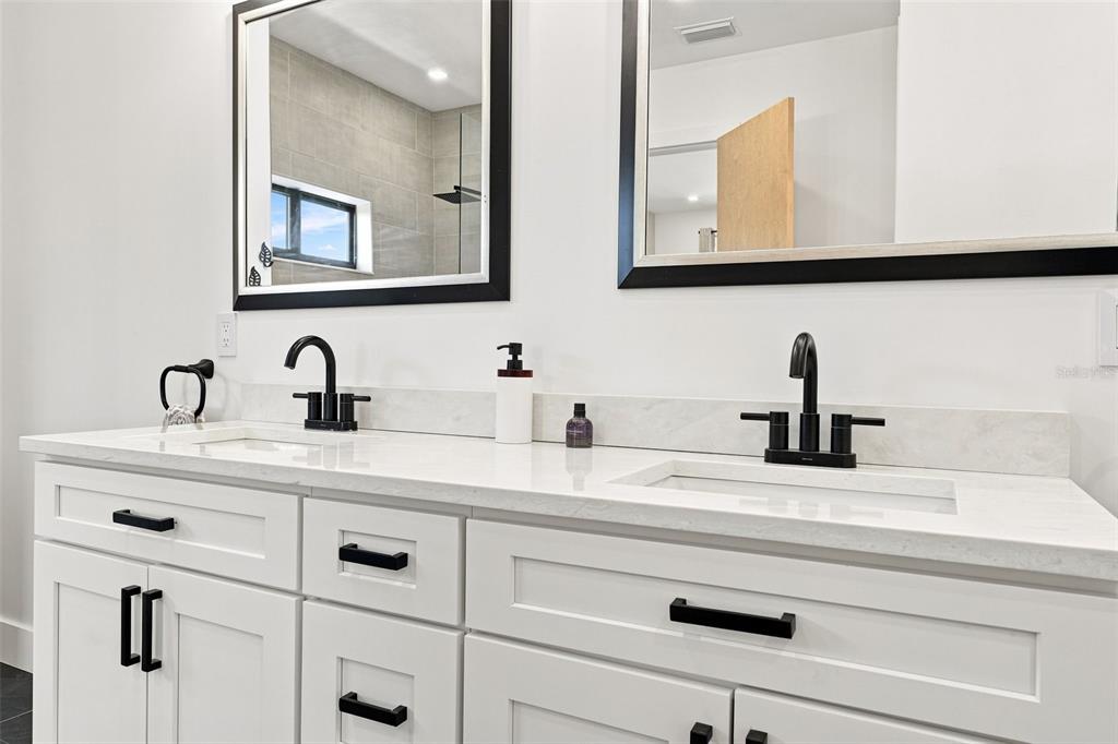 5035 Bay Boulevard Port Richey, FL 34668 - Photo 33 of 85 Gallery Image 33