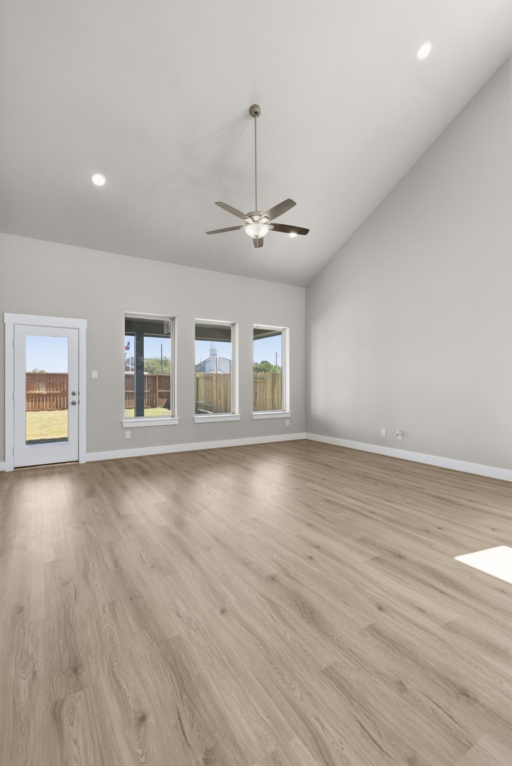 19218 Trinity Terrace Ln Spring Spring, TX 77379 - Photo 16 of 46