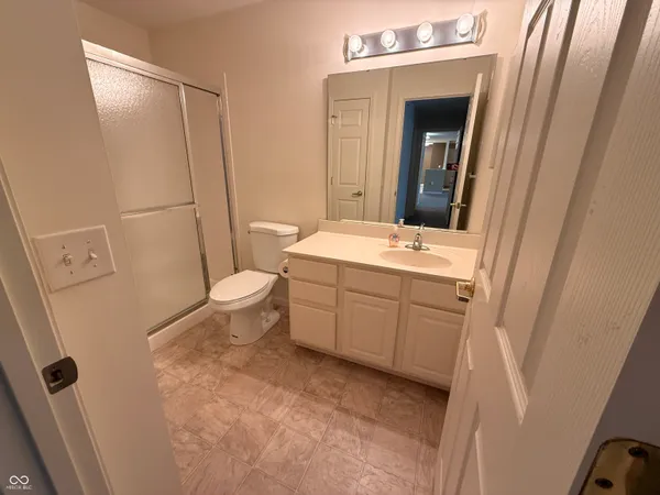 $174,900 | 6525 Emerald Hill Court, Unit 206, Indianapolis, IN 46237