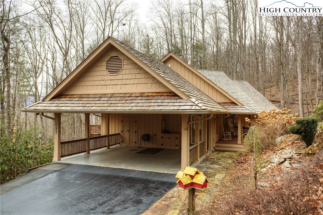 595 Chestnut Drive Boone, NC 28607 - Photo 1 of 27 Gallery Image 1