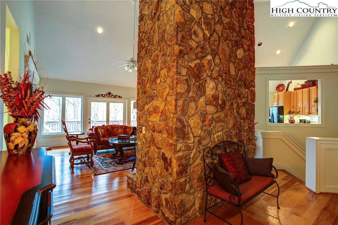 595 Chestnut Drive Boone, NC 28607 - Photo 12 of 27 Gallery Image 12