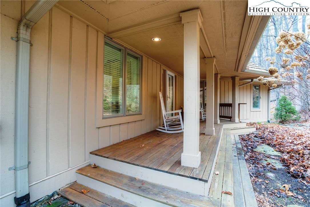 595 Chestnut Drive Boone, NC 28607 - Photo 24 of 27 Gallery Image 24