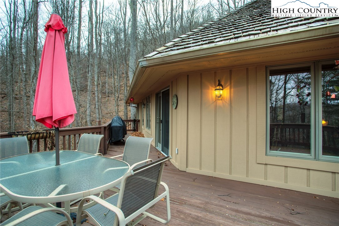 595 Chestnut Drive Boone, NC 28607 - Photo 25 of 27 Gallery Image 25