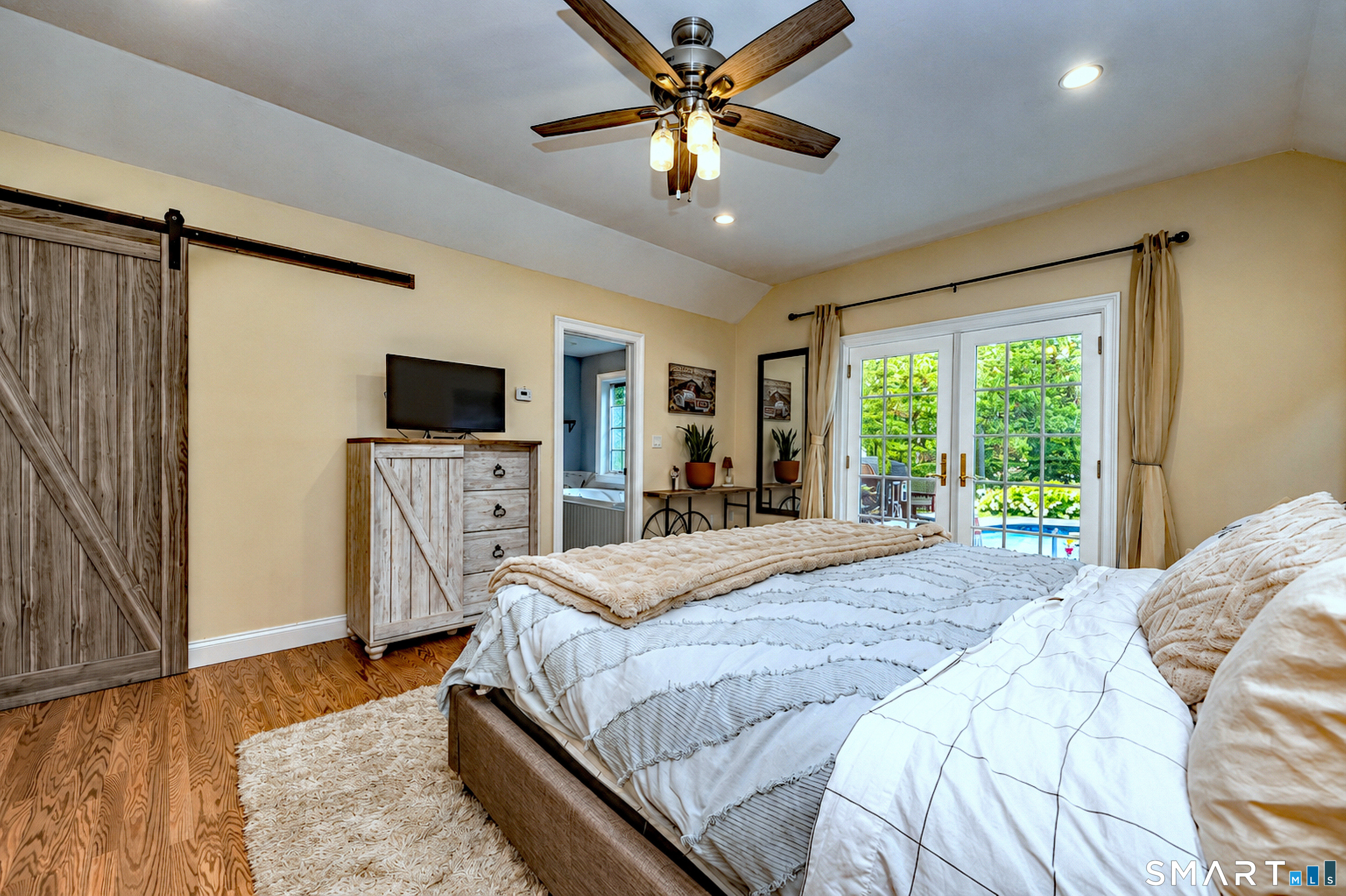 236 Maple Shade Road Middletown, CT 06457 - Photo 20 of 38