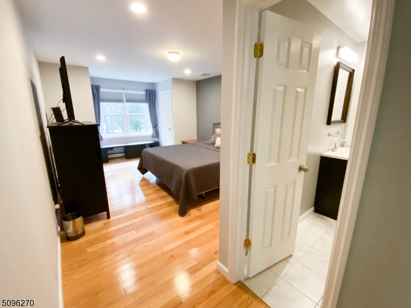 6 Moiyas Road Wayne, NJ 07470 - Photo 12 of 18