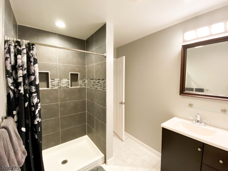 6 Moiyas Road Wayne, NJ 07470 - Photo 17 of 18