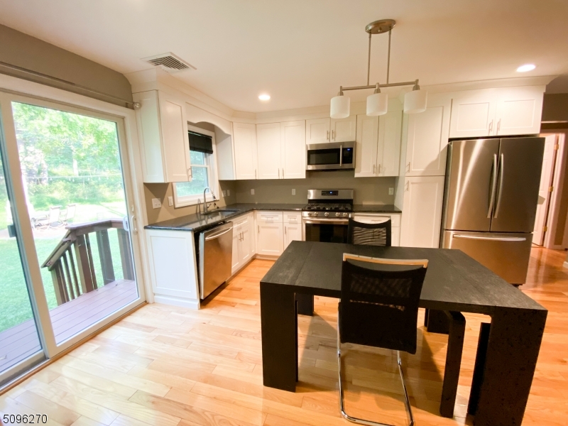 6 Moiyas Road Wayne, NJ 07470 - Photo 8 of 18