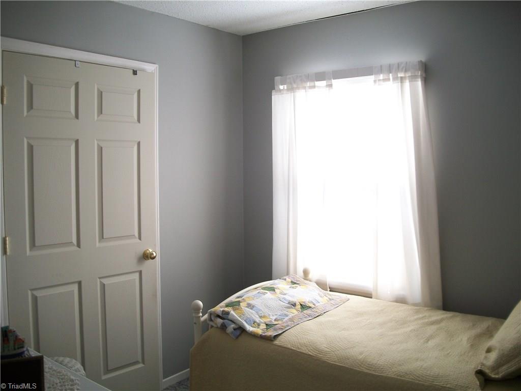 3224 Rockingham Road High Point, NC 27265 - Photo 15 of 25
