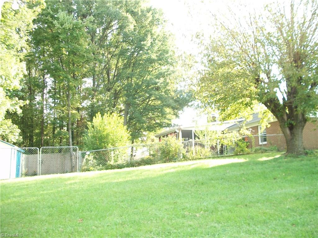 3224 Rockingham Road High Point, NC 27265 - Photo 4 of 25