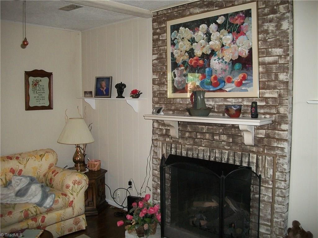 3224 Rockingham Road High Point, NC 27265 - Photo 7 of 25