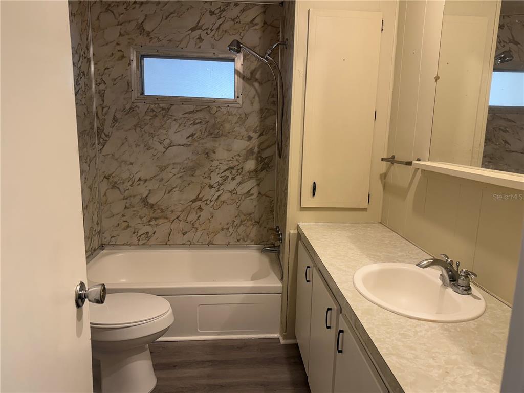 38635 Alston Avenue Zephyrhills, FL 33542 - Photo 5 of 8