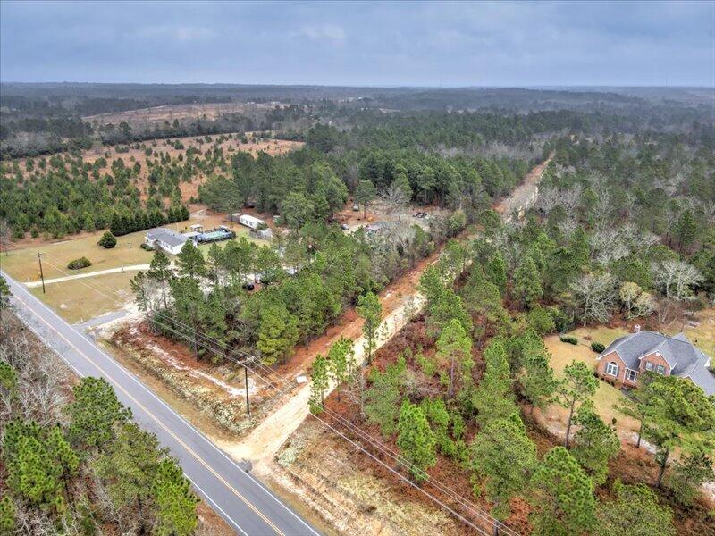112 Kings Way Monetta, SC 29105 - Photo 1 of 14 a view of a city from a balcony