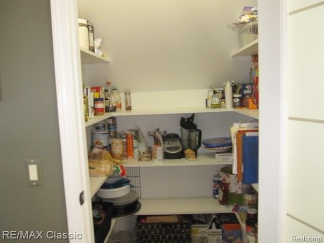 46836 Balboa Road Canton, MI 48187 - Photo 10 of 61 IMG_0520.JPG