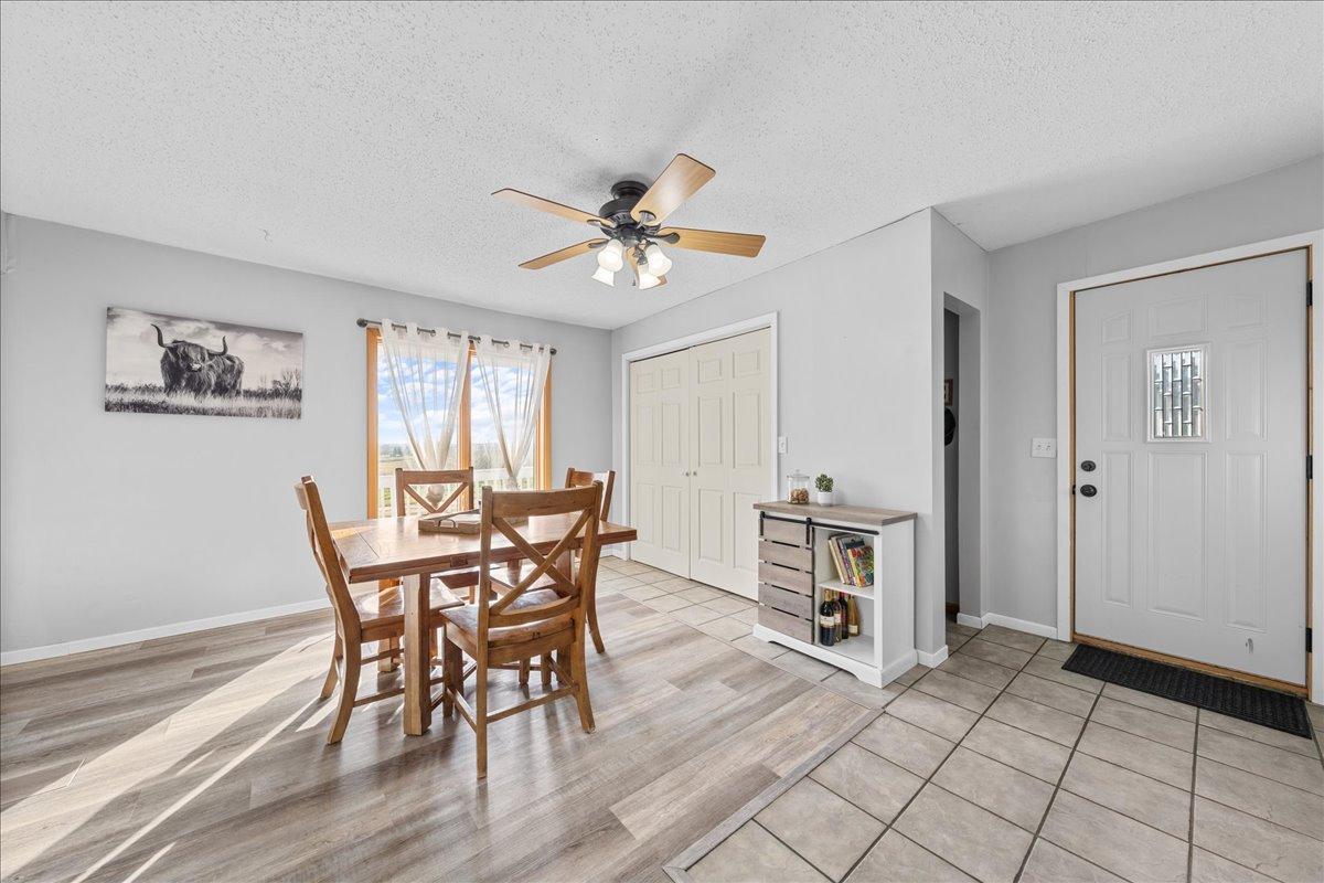 342 County Road T Hammond, WI 54015 - Photo 11 of 35
