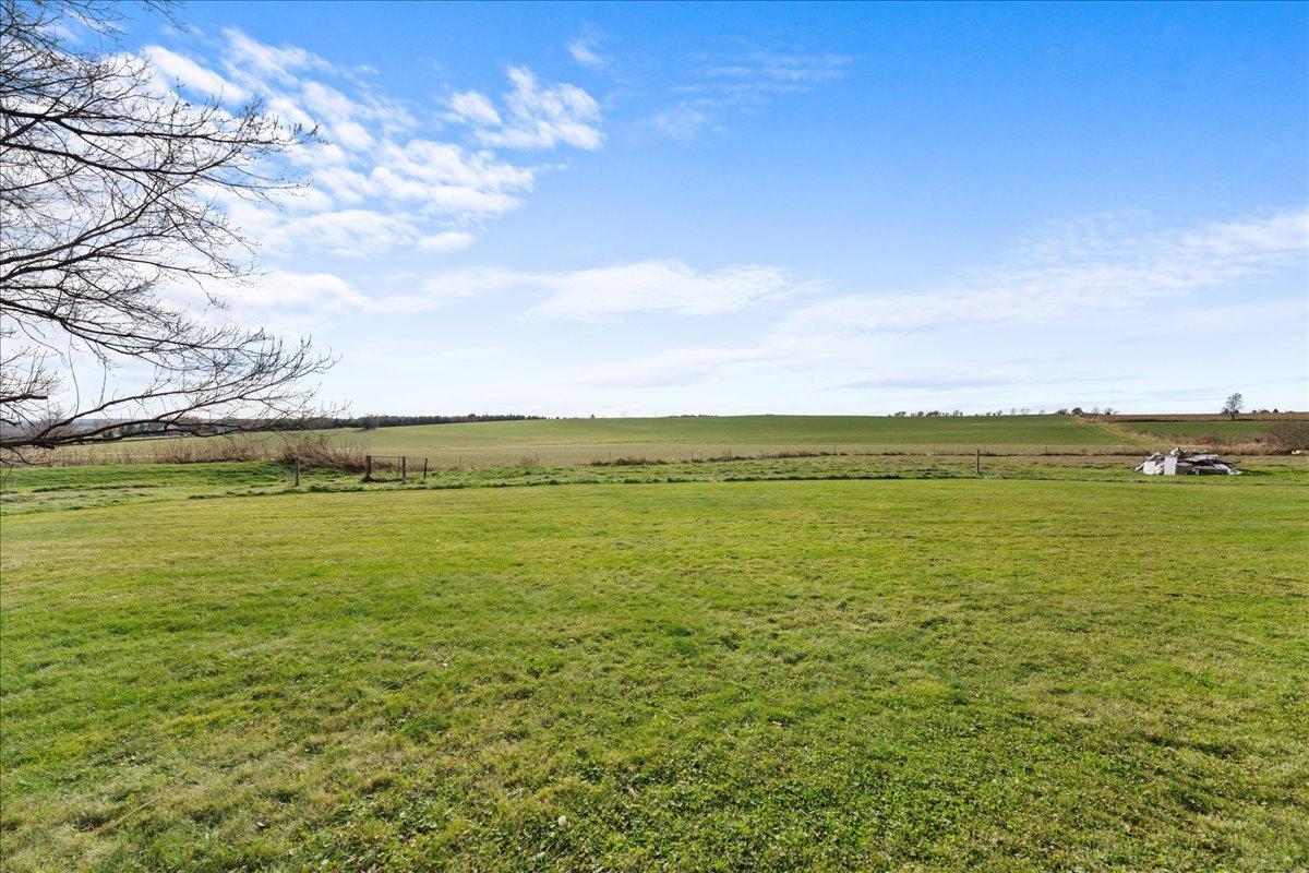 342 County Road T Hammond, WI 54015 - Photo 28 of 35