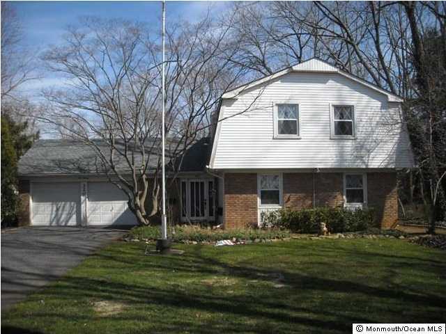320 Iron Bridge Road Freehold, NJ 07728 - Photo 1 of 3 Primary Photo