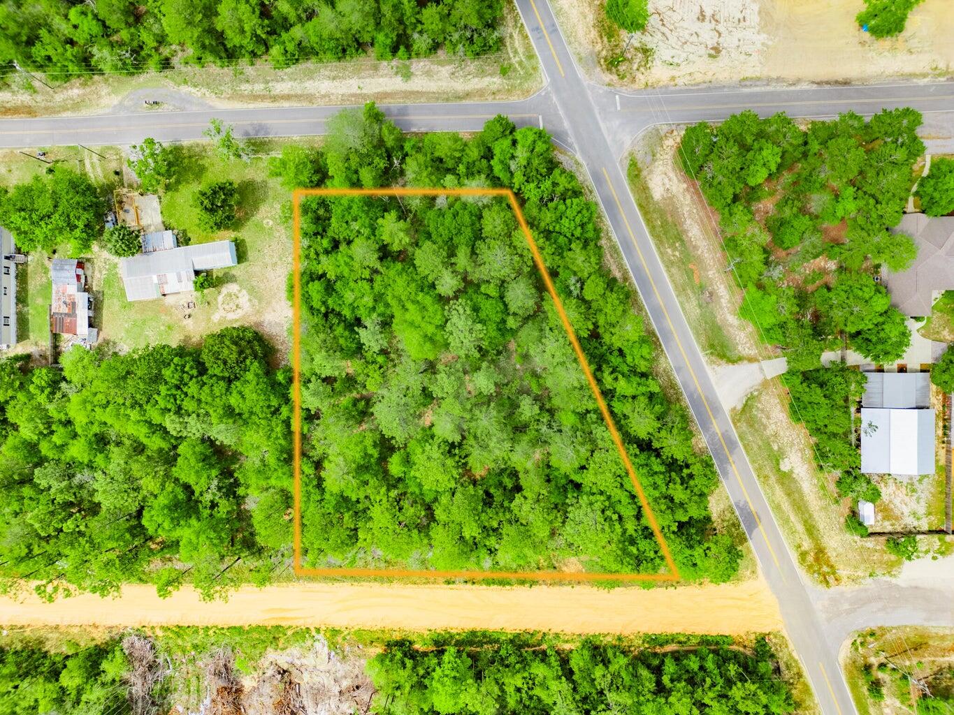 6-11 12 Walden Road DeFuniak Springs, FL 32433 - Photo 5 of 7 a view of yard with green space