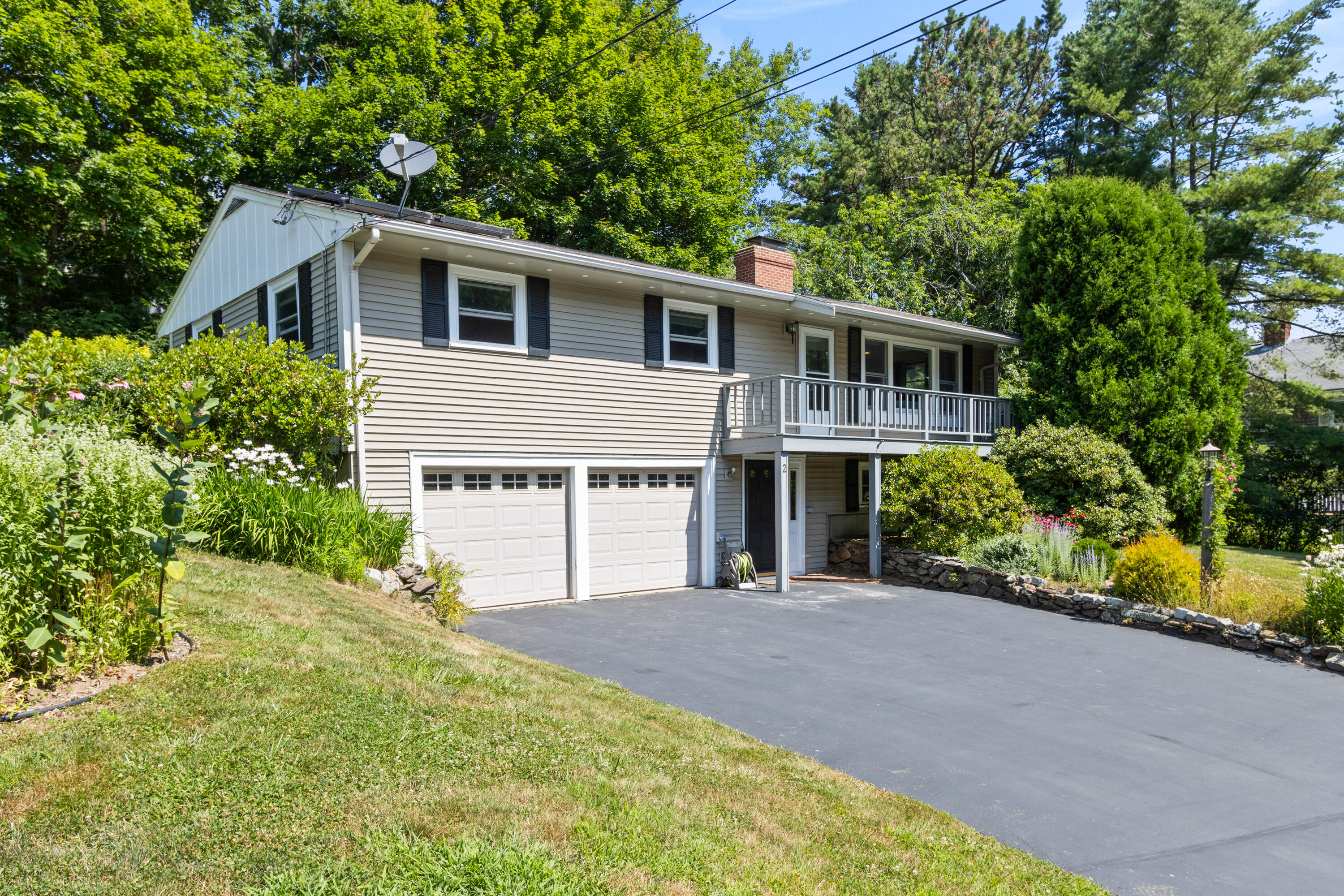 2 Wabun Road Cape Elizabeth, ME 04107 - Photo 2 of 38 2