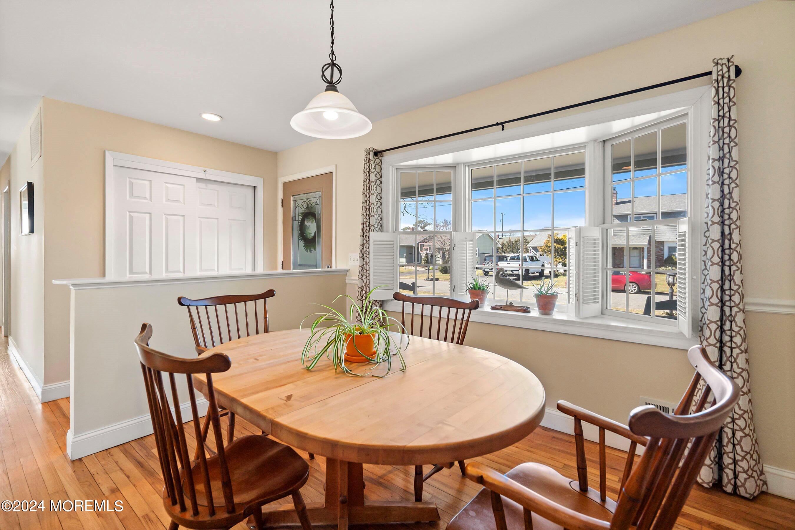 105 Leone Drive Brick, NJ 08724 - Photo 8 of 34 08-Dining 1B