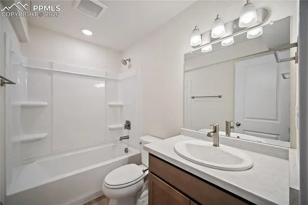 a view of utility room