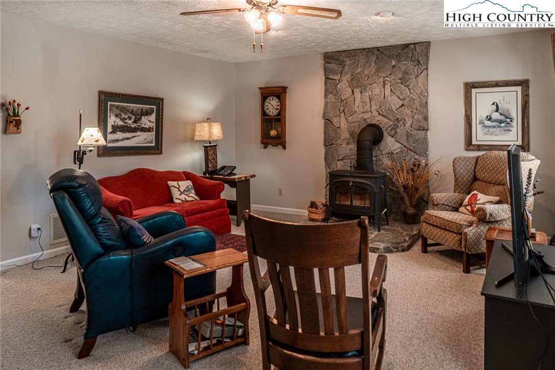 9570 3 Top Road Todd, NC 28684 - Photo 13 of 32 Gallery Image 13